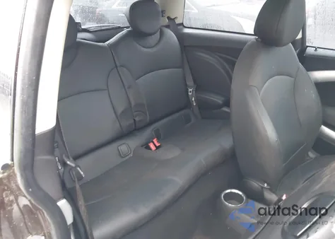 2011 Mini Cooper S z USA, uszkodzony, nr VIN WMWSV3C51BTY11548